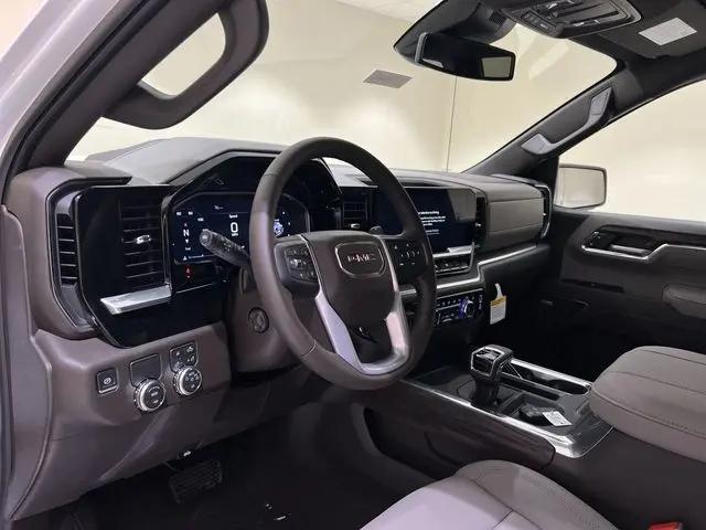 2026 GMC Sierra 1500 Crew Cab, Short Bed, SLT, RWD