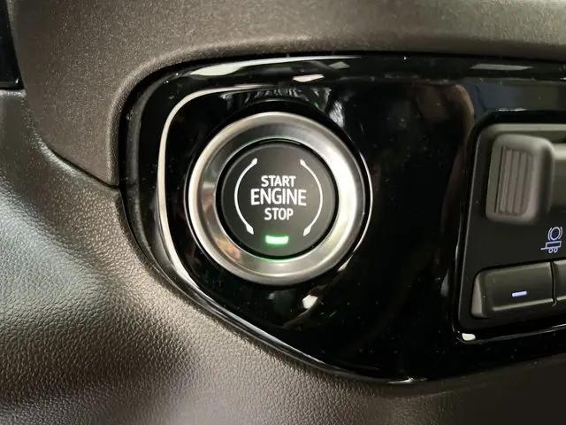 2026 GMC Sierra 1500 Crew Cab, Short Bed, SLT, RWD