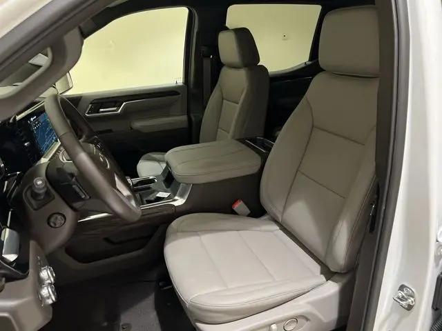 2026 GMC Sierra 1500 Crew Cab, Short Bed, SLT, RWD