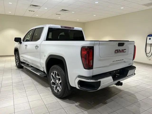 2026 GMC Sierra 1500 Crew Cab, Short Bed, SLT, RWD