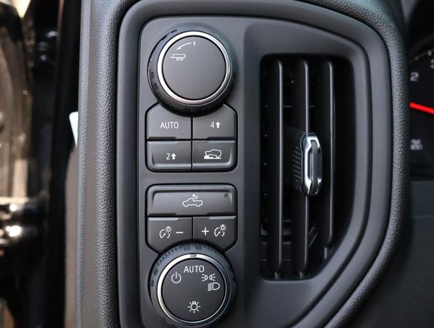 2026 Chevrolet Silverado 1500 4WD Crew Cab Short Bed Custom