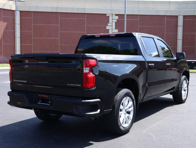 2026 Chevrolet Silverado 1500 4WD Crew Cab Short Bed Custom