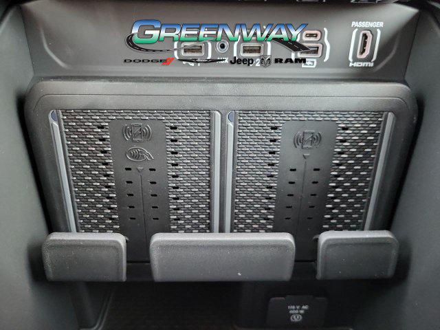 2026 Ram 1500 Laramie Crew Cab 4x4 57 Box