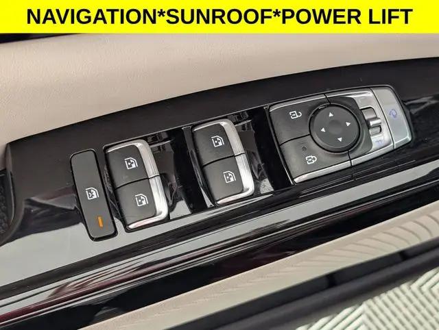 2024 Kia Carnival MPV SX Prestige
