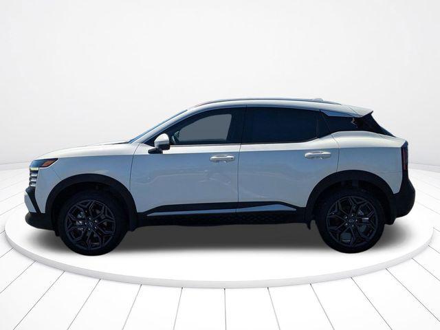 2025 Nissan Kicks SR FWD