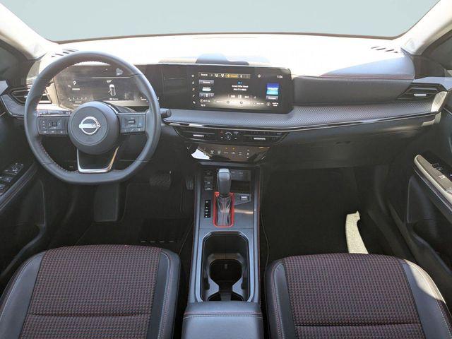 2025 Nissan Kicks SR FWD