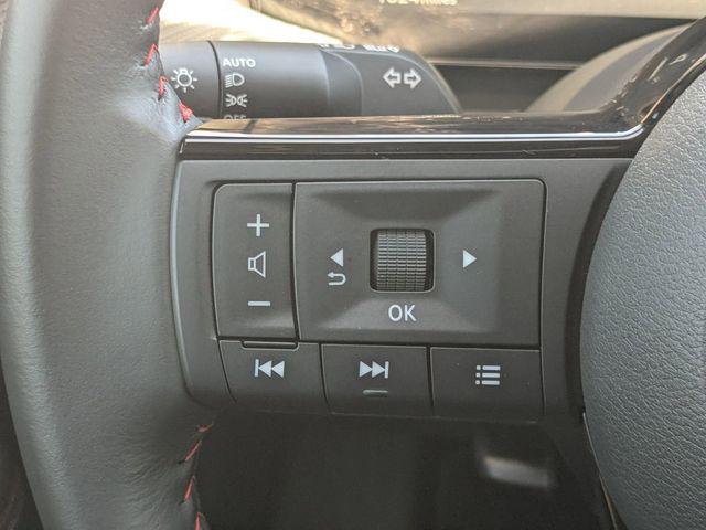 2025 Nissan Kicks SR FWD
