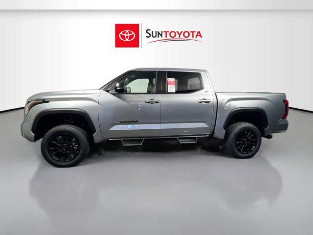 2026 Toyota Tundra SR5 CrewMax 5.5' Bed