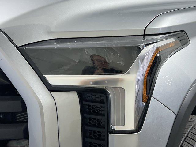 2026 Toyota Tundra SR5 CrewMax 5.5' Bed