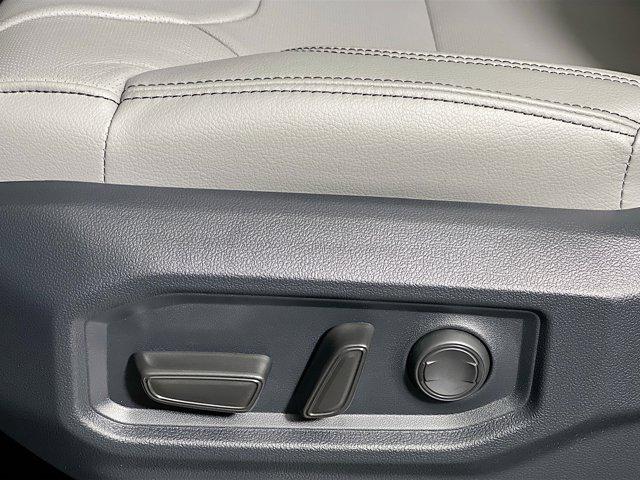 2026 Toyota Tundra SR5 CrewMax 5.5' Bed