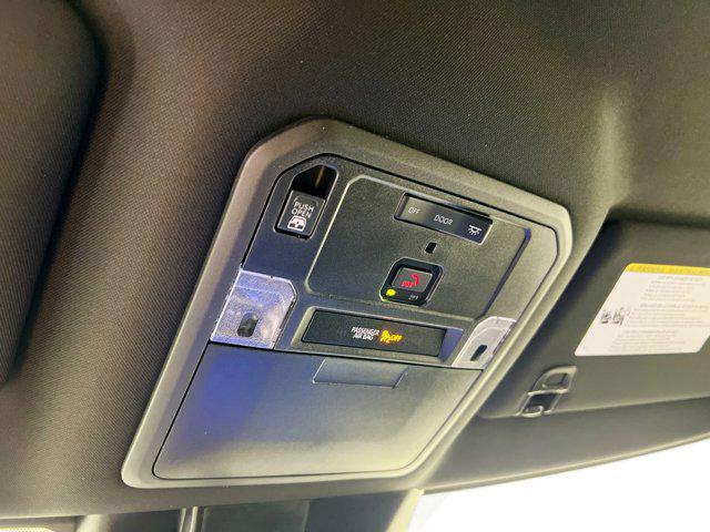 2026 Toyota Tundra SR5 CrewMax 5.5' Bed