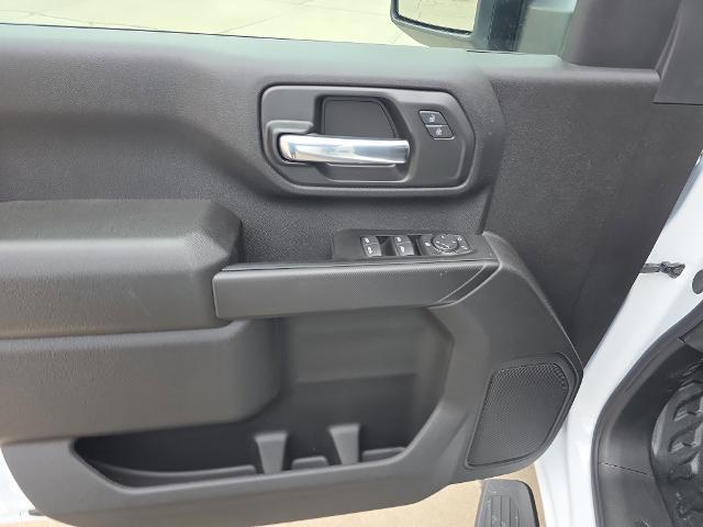 2026 GMC Sierra 2500HD Crew Cab, Standard Bed, Pro, 4WD