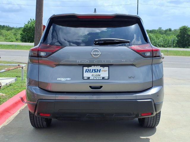 2024 Nissan Rogue SV FWD