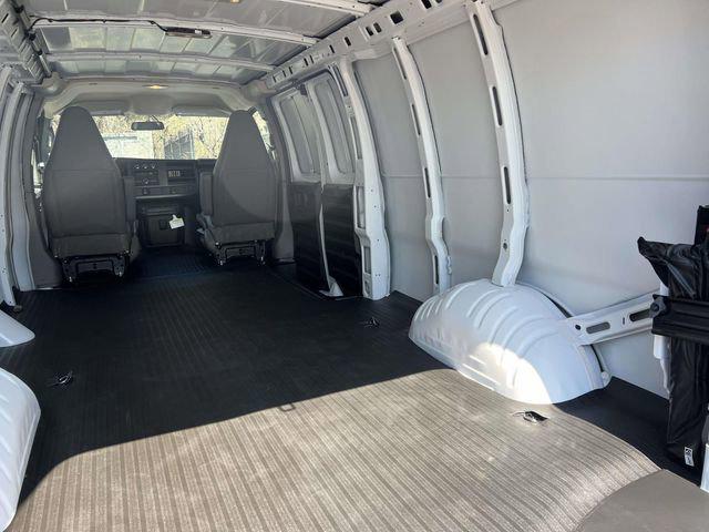 2026 GMC Savana Cargo 2500 Extended Wheelbase, Work Van, RWD
