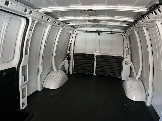 2026 GMC Savana Cargo 2500 Extended Wheelbase, Work Van, RWD