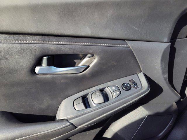 2023 Nissan Sentra SV Xtronic CVT