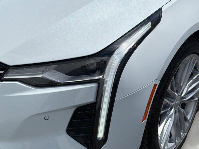 2026 Cadillac CT4 Premium Luxury RWD