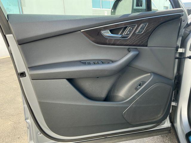 2022 Audi Q7 Premium 45 TFSI quattro Tiptronic