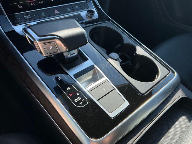 2022 Audi Q7 Premium 45 TFSI quattro Tiptronic
