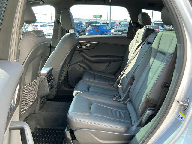 2022 Audi Q7 Premium 45 TFSI quattro Tiptronic