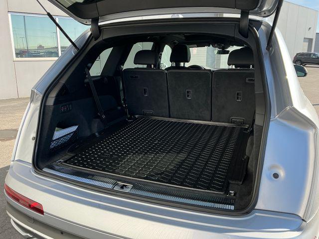 2022 Audi Q7 Premium 45 TFSI quattro Tiptronic