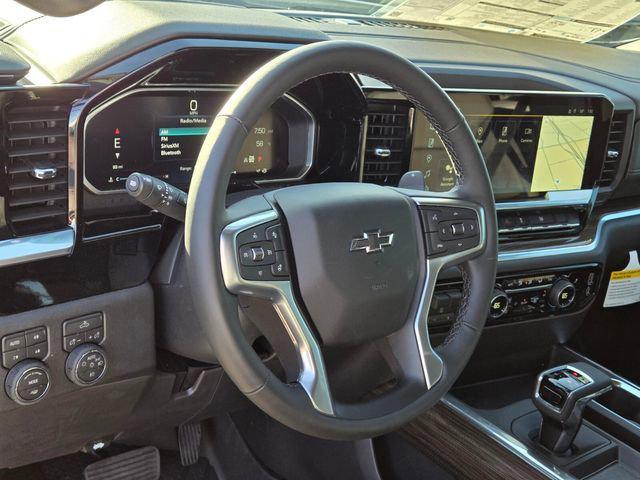 2026 Chevrolet Silverado 1500 4WD Crew Cab Short Bed RST