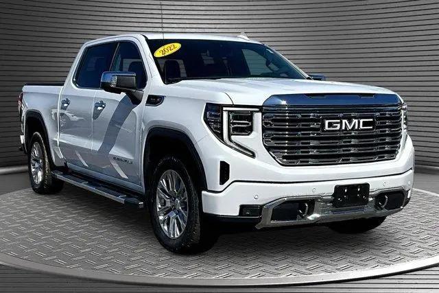 2022 GMC Sierra 1500 4WD Crew Cab Short Box Denali for sale in Raynham, MA
