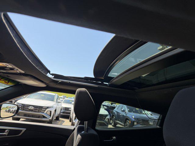 2017 Hyundai Veloster Value Edition