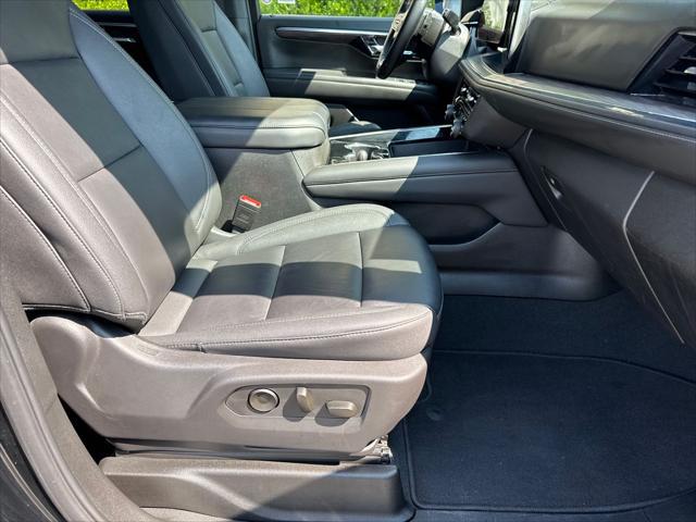2025 Chevrolet Tahoe 4WD LT