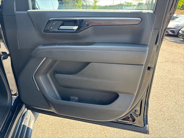 2025 Chevrolet Tahoe 4WD LT