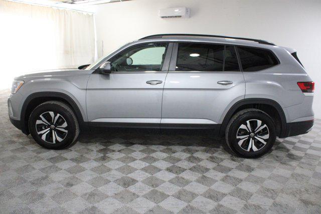 2026 Volkswagen Atlas SE