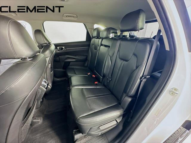 2022 Kia Sorento S