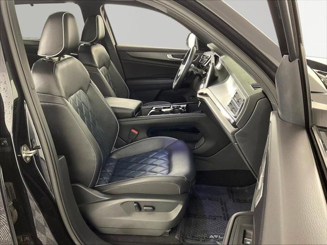 2024 Volkswagen Atlas Cross Sport 2.0T SEL Premium R-Line