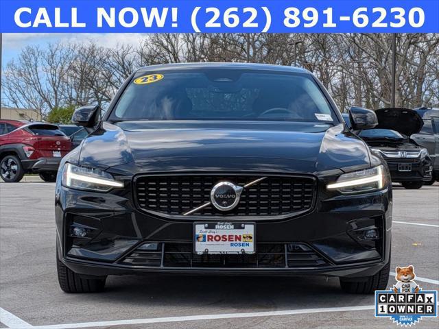 2023 Volvo S60 B5 Ultimate Dark Theme