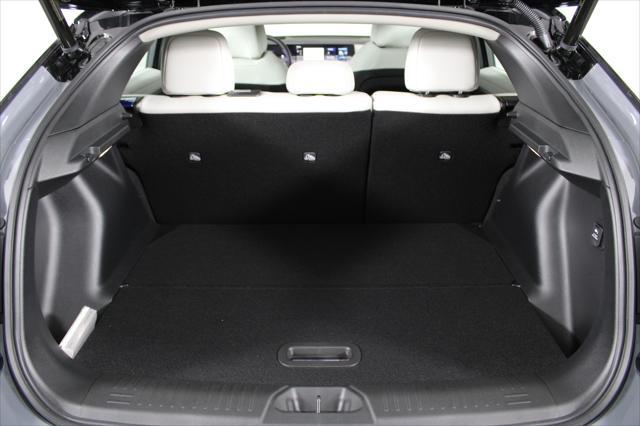 2026 Nissan LEAF PLATINUM+