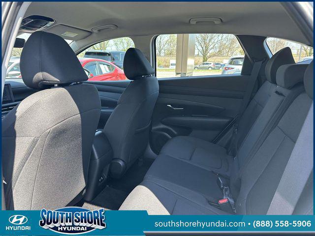 2025 Hyundai Tucson SE