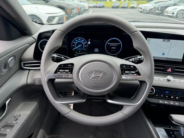 2025 Hyundai Elantra Hybrid SEL Sport