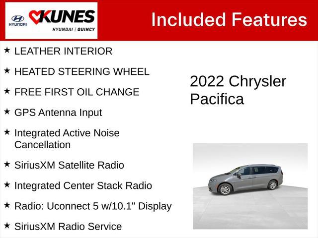 2022 Chrysler Pacifica Touring L