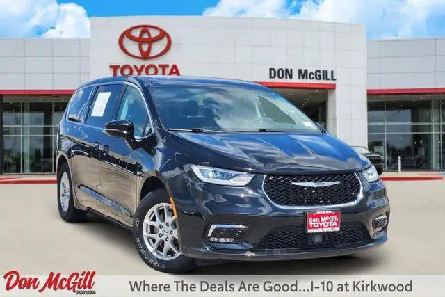2024 Chrysler Pacifica Touring L for sale in Houston, TX