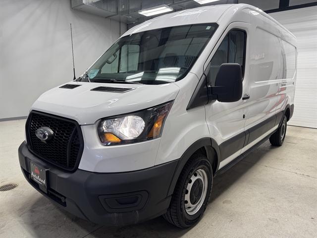 2022 Ford Transit Cargo Van Base