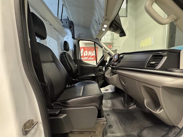 2022 Ford Transit Cargo Van Base