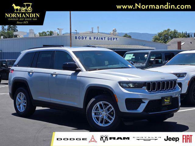 2026 Jeep Grand Cherokee GRAND CHEROKEE LAREDO X 4X4 2026 Jeep Grand Cherokee GRAND CHEROKEE LAREDO X 4X4