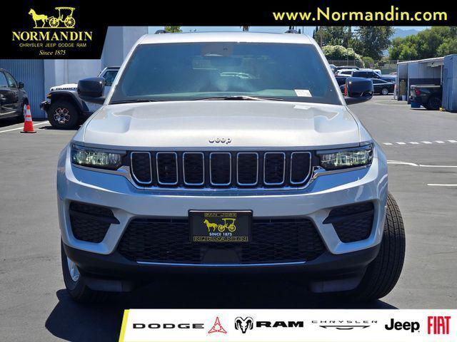 2026 Jeep Grand Cherokee GRAND CHEROKEE LAREDO X 4X4 2026 Jeep Grand Cherokee GRAND CHEROKEE LAREDO X 4X4
