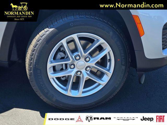 2026 Jeep Grand Cherokee GRAND CHEROKEE LAREDO X 4X4 2026 Jeep Grand Cherokee GRAND CHEROKEE LAREDO X 4X4