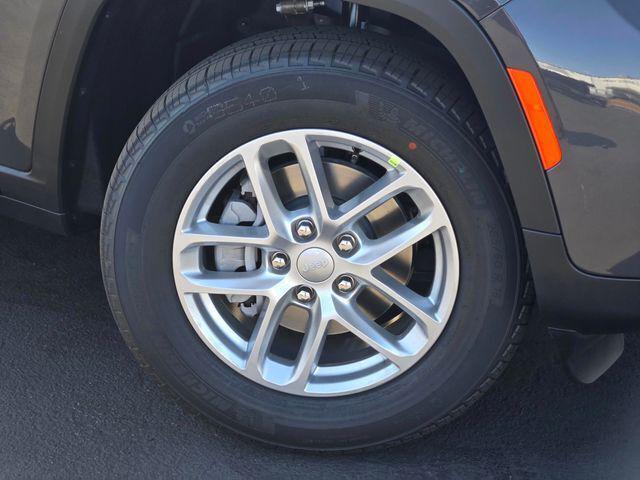2026 Jeep Grand Cherokee GRAND CHEROKEE LAREDO X 4X4 2026 Jeep Grand Cherokee GRAND CHEROKEE LAREDO X 4X4