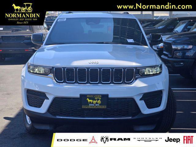 2026 Jeep Grand Cherokee GRAND CHEROKEE LAREDO X 4X4