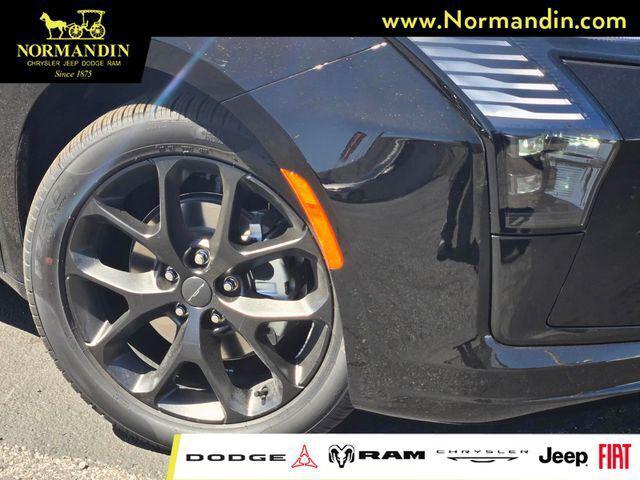 2027 Chrysler Pacifica PACIFICA LIMITED