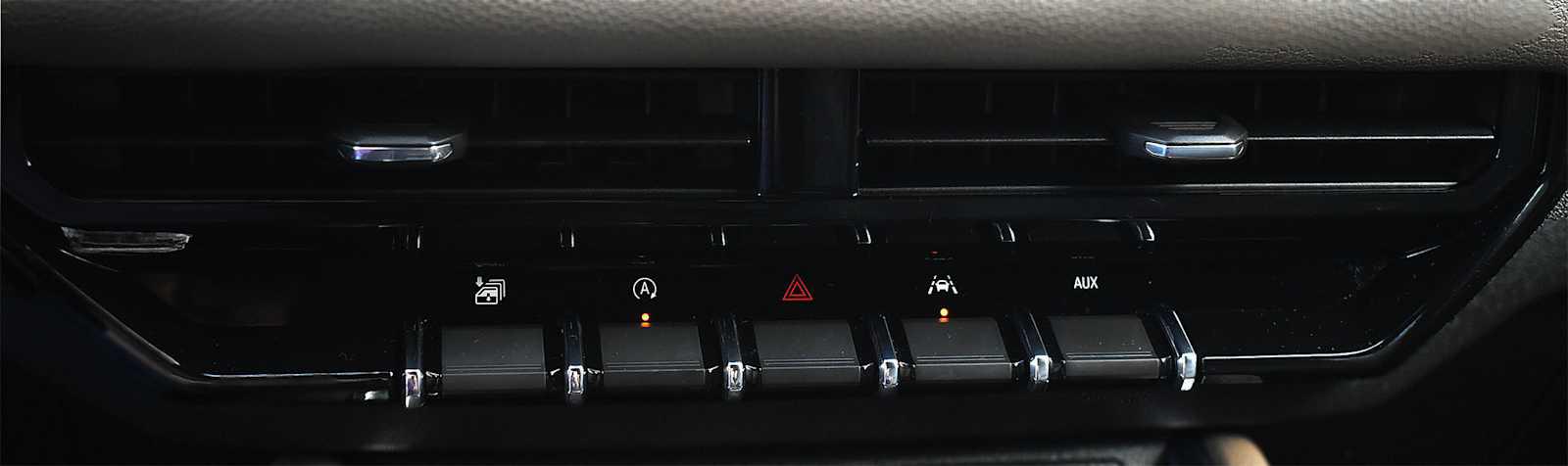 2023 GMC Canyon 4WD Crew Cab Short Box Denali