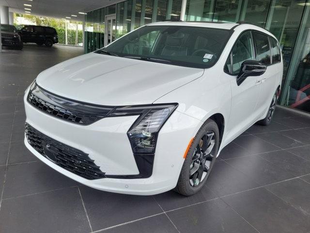 2027 Chrysler Pacifica Limited