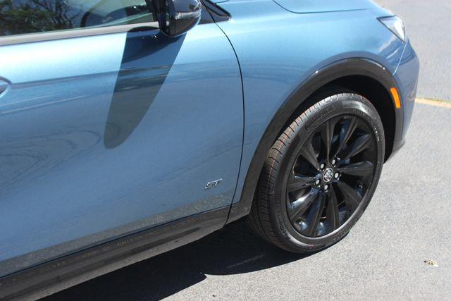 2026 Buick NV Sport Touring FWD